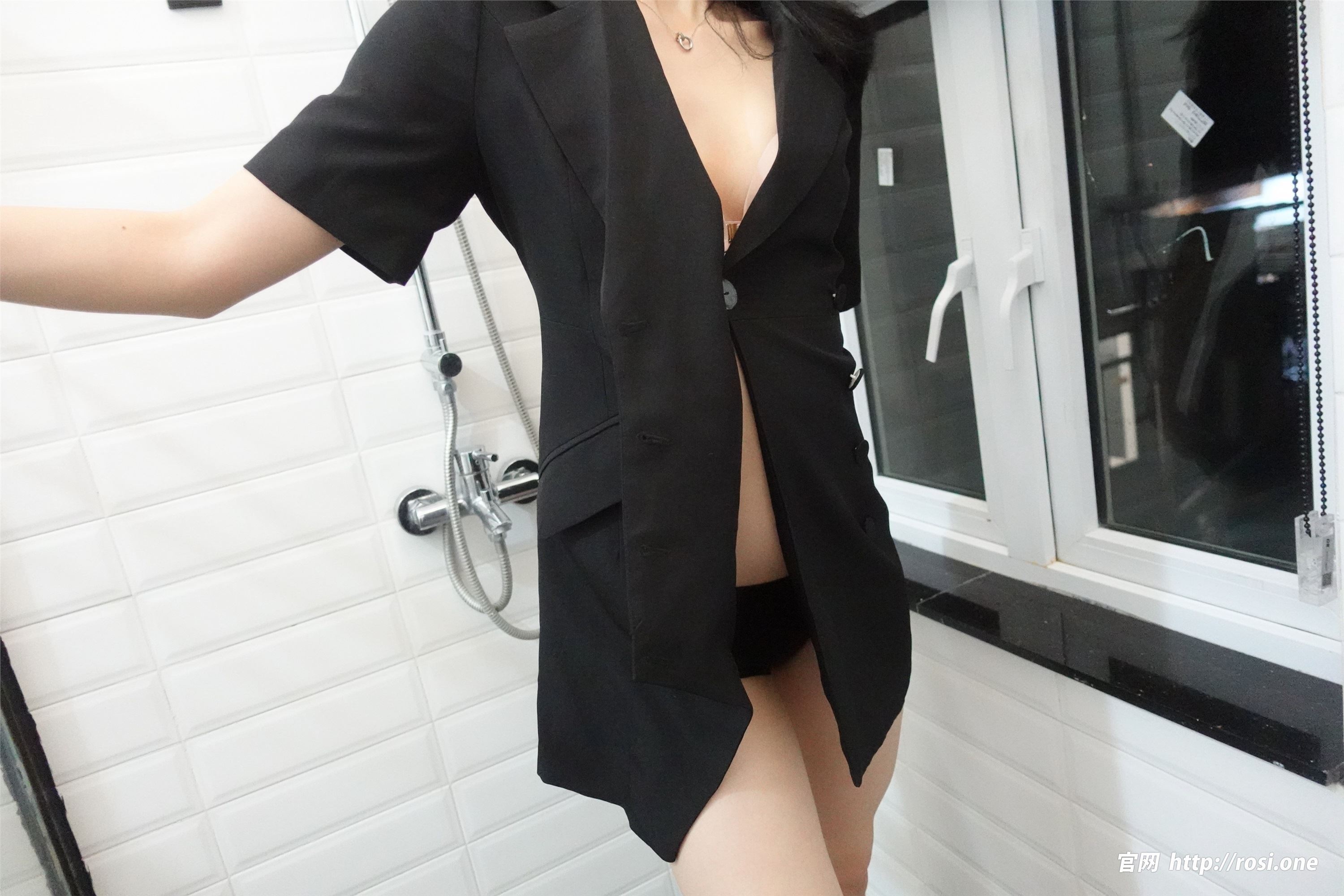 ROSI写真 2023.01.15 NO.4059